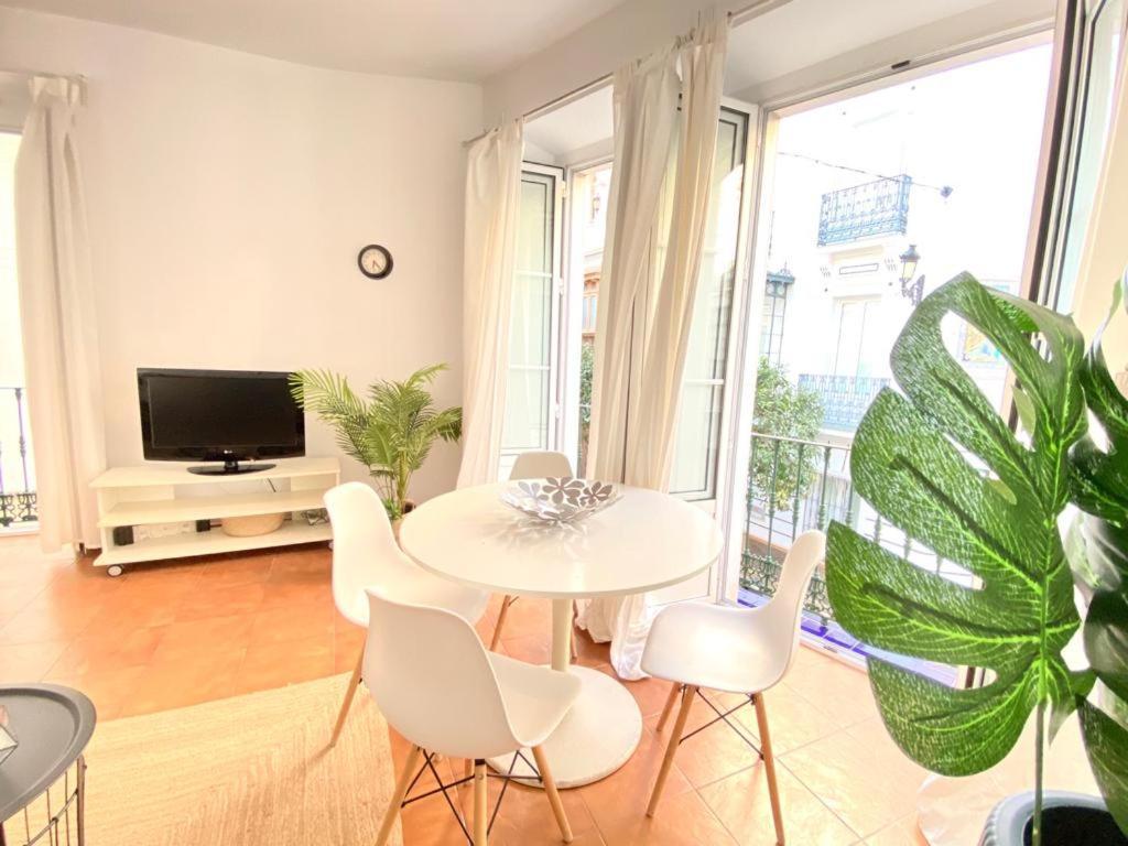 Superb Apartment In Downtown Of Sevilla ,Parking Optional, Top !! Екстериор снимка